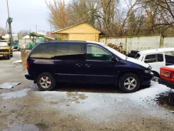 Chrysler Voyager ����
