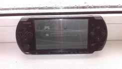 Sony PlayStation Portable 3000 ����