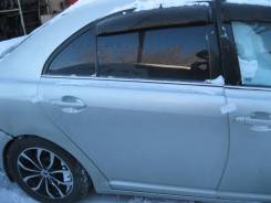 Уплотнитель стекла двери Toyota Avensis