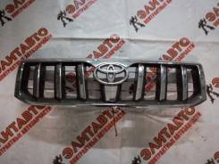 Решетка радиатора. Toyota Land Cruiser Prado, RZJ120W, KDJ121W, KDJ125, TRJ120, GRJ120, TRJ120W, GRJ120W, GRJ121W, KDJ125W, KDJ121 Двигатели: 1GRFE, 3...