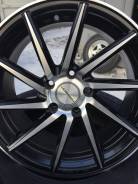 Vossen. 7.5x17, 5x114.30, ET37
