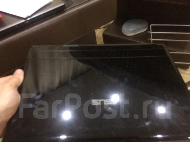 Asus X59SL. 15", 1,8����, ��� 2048 ��, ���� 160���, WiFi: 1, Bluetooth: 1, ����������� �� 2��. ����