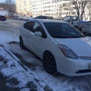 Toyota Prius. передний, 1.5 (77 л.с.), бензин, 67 000 тыс. км