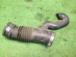 Патрубок воздухозаборника. Subaru Forester, SG5 Subaru Impreza, GDC, GDD, GGC, GGD Двигатели: EJ203, EJ154