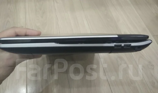 Samsung 300E7A. 17.3", ��� 4 ��, ���� 320��� ����