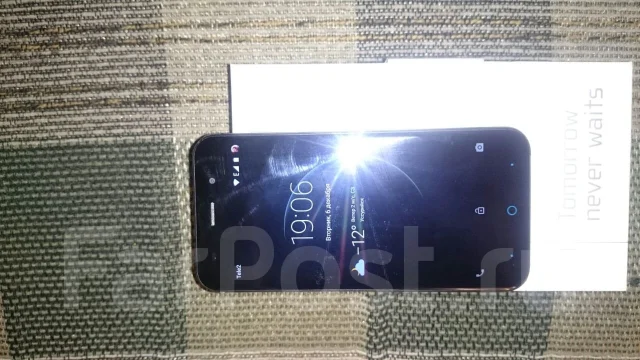 ZTE Blade X7. �/� ����