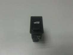 Кнопка открывания багажника. Toyota Vista Ardeo, SV55, SV55G