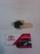 Щетки генератора. Toyota: Yaris, RAV4, Century, Sprinter Trueno, IS300, Dyna, Coaster, Lite Ace, Toyoace, Corona, Crown, Avensis, Corolla Spacio, Chas...