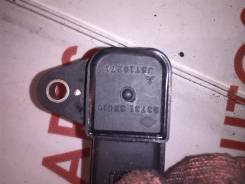 Датчик положения коленвала. Nissan Presage, HU30 Nissan Maxima Nissan Cefiro, A32, A33, WHA32, WPA32, PA33, PA32, HA32, WA32 Nissan Bassara, JHU30 Дви...