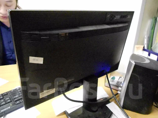 Packard Bell Viseo 193DXb. 20" ����