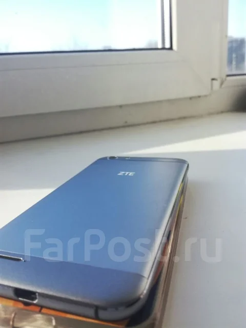 ZTE Blade X7. �/� ����