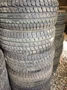 Kumho I'Zen KW27. Зимние, без шипов, без износа, 2 шт