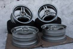 Advan. 7.5x17, 5x114.30, ET30, ЦО 70,0 мм.