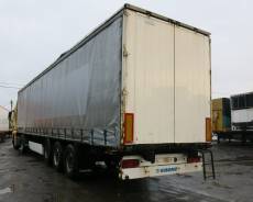 Krone SDP27. Полуприцеп тентованный Krone SDP 27 рулоновоз 2005 г., 35 000 кг.