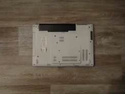 Samsung R430. 14", 2,2����, ��� 4 ��, ���� 250���, WiFi: 1, ����������� �� 3��. ����