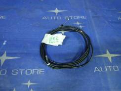 Тросик багажника. Subaru Legacy, BE5, BE9, BEE, BES, BH5, BH9, BHE Subaru Legacy B4, BE5, BE9, BEE Двигатели: EJ20, EJ201, EJ202, EJ203, EJ204, EJ206...