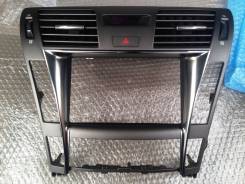 Консоль центральная. Lexus LS600hL, Sedan, UVF46 Lexus LS460L, USF45, USF46, USF40, USF41 Lexus LS460 / 460L, USF40, USF41 Двигатели: 2URFSE, 1URFSE...