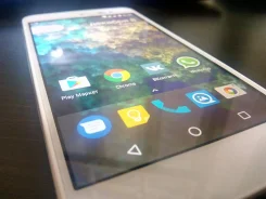 Wileyfox Swift. �/� ����