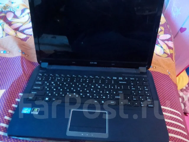 DNS Gamer. 15.6", 2,4����, ��� 8 ��, ���� 750���, WiFi: 1, Bluetooth: 1, ����������� �� 2��. ��� ����� �� ������������ ����