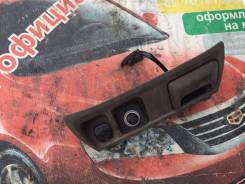 Прикуриватель. Toyota Land Cruiser, FZJ100, FZJ105, HDJ100, HDJ100L, HDJ101, HDJ101K, HZJ105, HZJ105L, UZJ100, UZJ100L, UZJ100W, J100 Lexus LX470, UZJ...