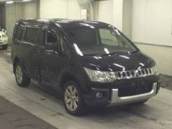 Стекло лобовое. Mitsubishi Delica D:5