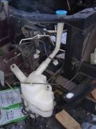 Бачок стеклоомывателя. Nissan Serena, C25, CNC25, NC25, CC25 Двигатель MR20DE