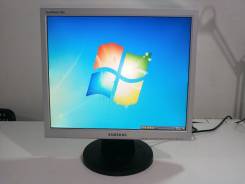 Samsung. 17", ���������� �� (LCD, LED, QLED) ����
