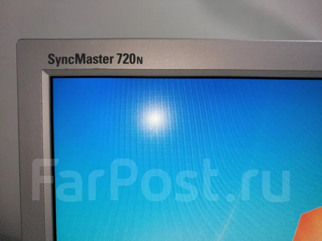 Samsung. 17", ���������� �� (LCD, LED, QLED) ����