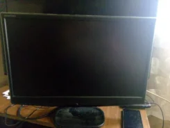 eMachines. 20" ����