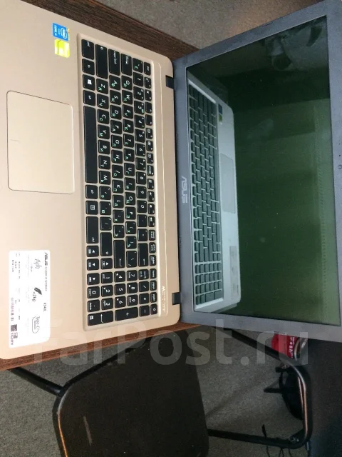 Asus X54L. 15.6", 1,7����, ��� 4 ��, ���� 500���, WiFi: 1, Bluetooth: 1, ����������� �� 5��. ����