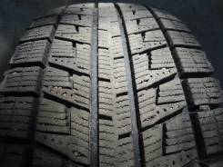 Bridgestone Blizzak Revo2. Зимние, без шипов, 2013 год, износ: 5%, 2 шт
