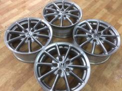 Honda. 7.0x17, 5x114.30, ET55