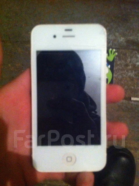 Apple iPhone 4 8Gb. �/� ����