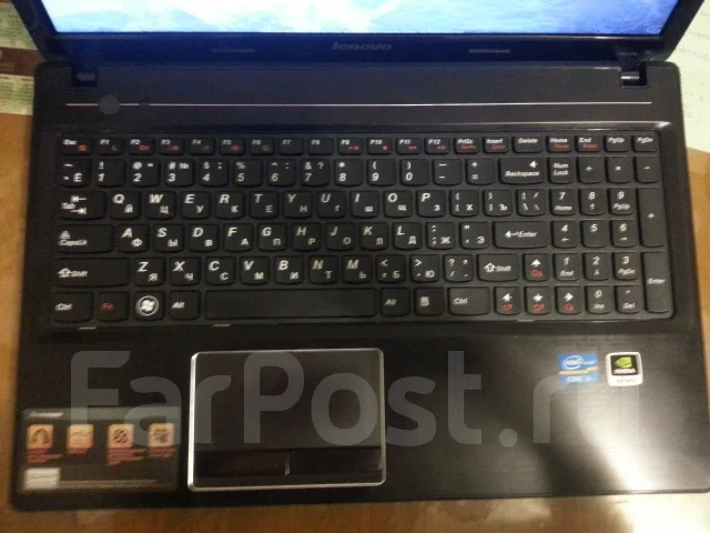 Lenovo G580. 15.4", 2,5����, ��� 4 ��, ���� 275���, WiFi: 1, Bluetooth: 1, ����������� �� 4��. ����