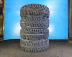 Bridgestone Blizzak Revo2. Зимние, 10 %, 4 шт