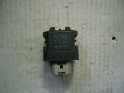 Реле. Toyota: Estima Lucida, T.U.V, Previa, Crown, Estima Emina, Hiace, Estima Двигатели: 2TZFE, 2RZE, 7KE, 2L, 2TZFZE, 1GGPE, 4SFE, 1TRFPE, 3SFE, 1TR...