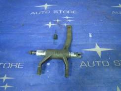 Вилка сцепления. Subaru Legacy B4, BL9, BLE, BL5, BE9, BEE, BE5 Subaru Legacy, BLE, BHE, BEE, BP5, BL, BP9, BL5, BP, BL9, BH5, BE5, BH9, BE9, BPE Suba...
