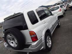 Стекло заднее. Suzuki Escudo, TL52W Двигатель J20A