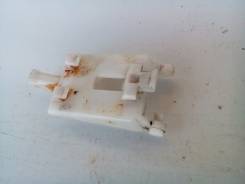 Ручка открывания капота. Toyota: Corolla, GS300, Previa, RAV4, GS30, GS350, Land Cruiser, GS450H, Tarago, Crown, Sai, Corolla Fielder, Corolla Axio, E...