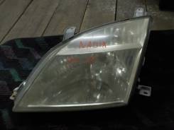 Фара. Toyota Nadia