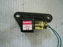 Датчик airbag. Nissan March, AK12 Двигатель CR12DE