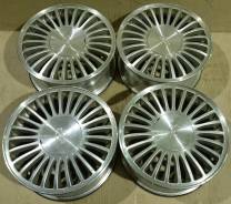 Nissan. 6.5x15, 5x114.30, ET45, ЦО 66,1 мм.