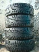 Michelin X-Ice North. Зимние, шипованные, износ: 30%, 4 шт