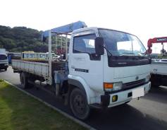 Nissan Diesel Condor. Nissan Condor