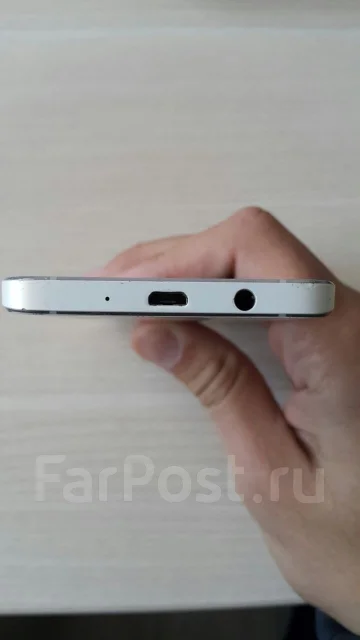Samsung Galaxy A3. �/� ����