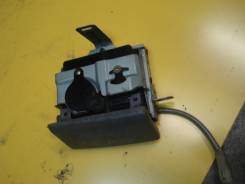 Пепельница. Toyota Ipsum, ACM21, ACM26 Toyota Picnic Verso, CLM20, ACM21, ACM20 Toyota Avensis Verso, ACM21, CLM20, ACM20 Двигатели: 2AZFE, 1CDFTV, 1A...