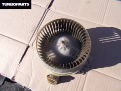 Мотор печки. Toyota: IS F, GS300, IS350, IS250, Crown, Mark X, GS350, Crown Majesta, Land Cruiser, IS300, GS450H Двигатели: 2URGSE, 3GRFE, 3GRFSE, 3UZ...