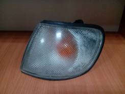 Поворотник. Nissan Sunny, B14