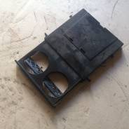 Подстаканник. Mitsubishi Mirage, CJ2A, CJ1A, CD9A, CB8A, CD8A, CJ4A, CB6A, CB3A, CD5A, CB4A, CB1A, CP9A, CN9A, CD3A, CB2A, CK4A, CA4A, CE9A, CM5A, CK2...