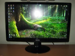 BenQ. 22", ���������� �� (LCD)